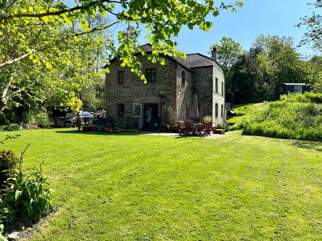 The Leat At The Old Mill Apartment Tavistock  Exterior photo